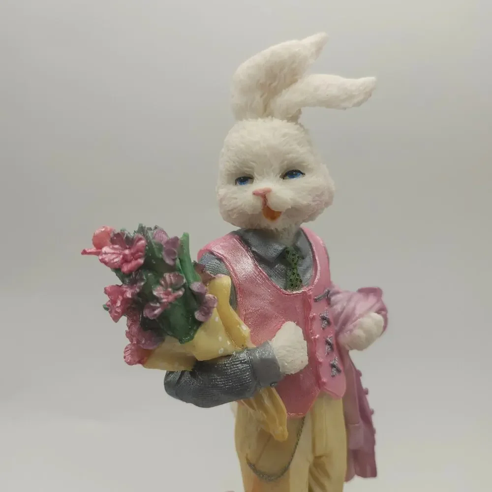 Simson Giftware Boy Rabbit w Lilies 9